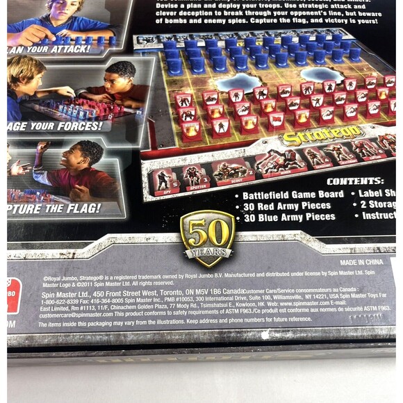 Stratego 2011 Classic Battlefield Strategy Board Game Spin Master Complete - Picture 3 of 14